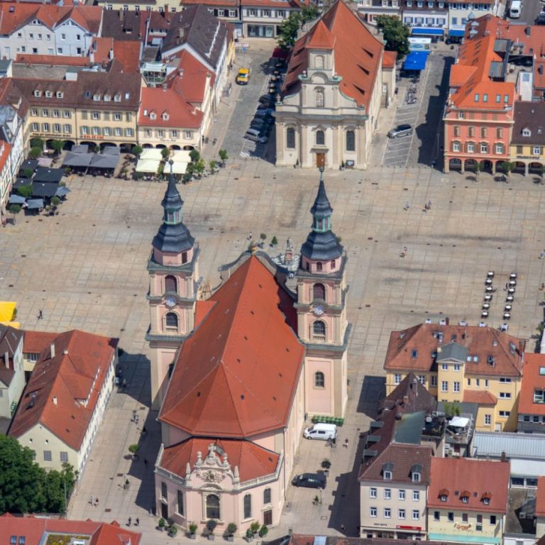 Beglaubigte Übersetzung Türkisch ⇔ Deutsch in Ludwigsburg – Amtsgericht und Behördenumfeld
