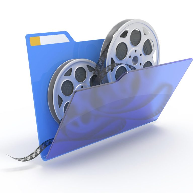 Blauer Ordner mit Filmrollen und einem Filmstreifen.