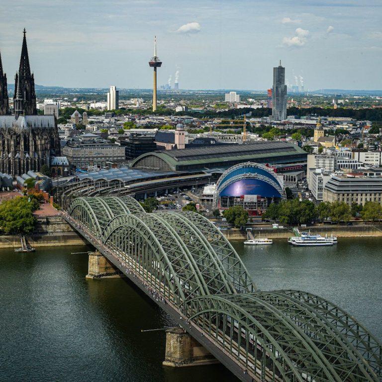 Übersetzungsbüro für beglaubigte Türkisch ⇔ Deutsch Übersetzungen