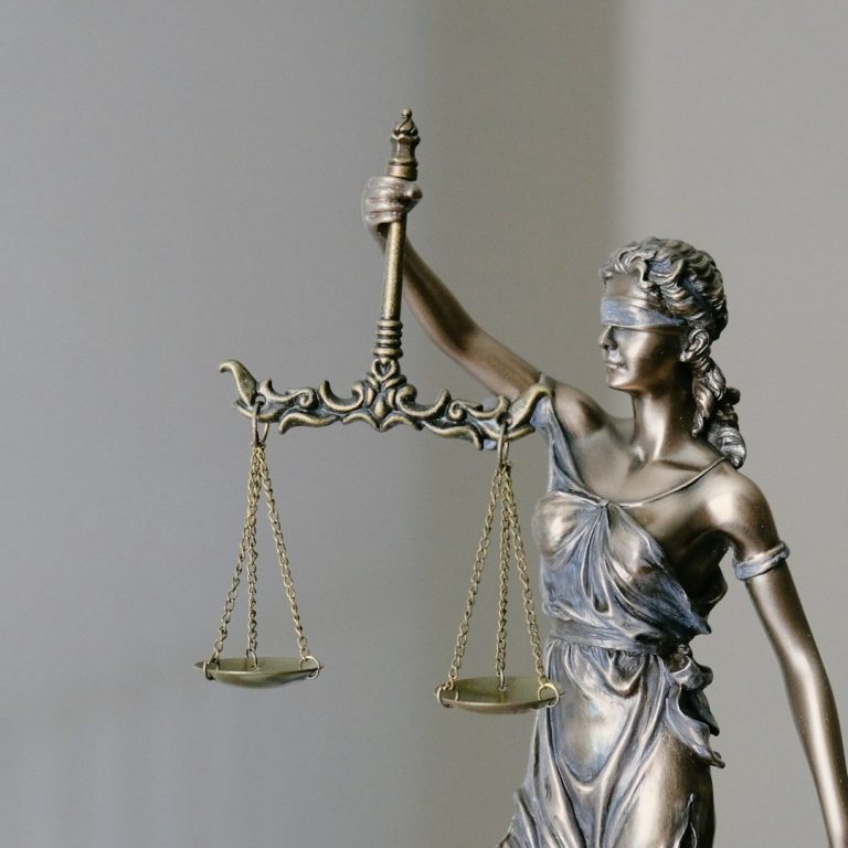Dolmetscher für Straf-, Zivil- und Verwaltungsverfahren in der Türkei