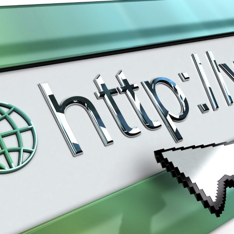Grüner Browser-Hintergrund mit URL und Mauszeiger-Symbol.
